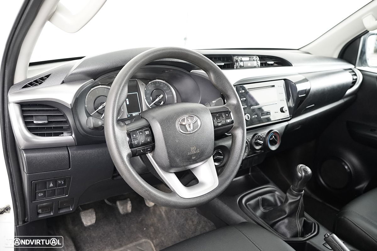 Toyota Hilux 2.4 D-4D 4WD CD CM - 5