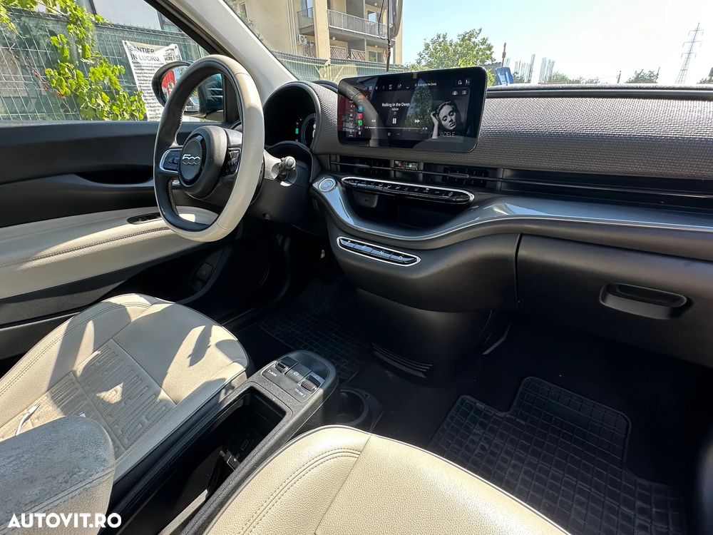 Fiat 500E La Prima - 10