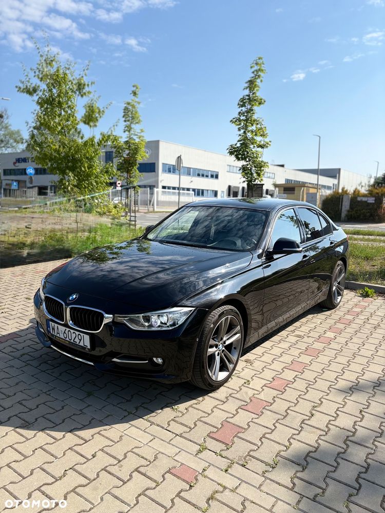 BMW Seria 3 328i Sport Line - 19