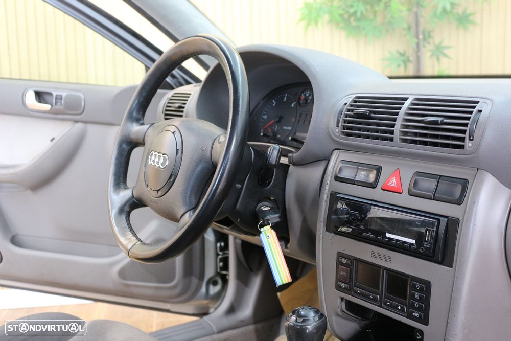 Audi A3 1.9 TDI Attraction - 37