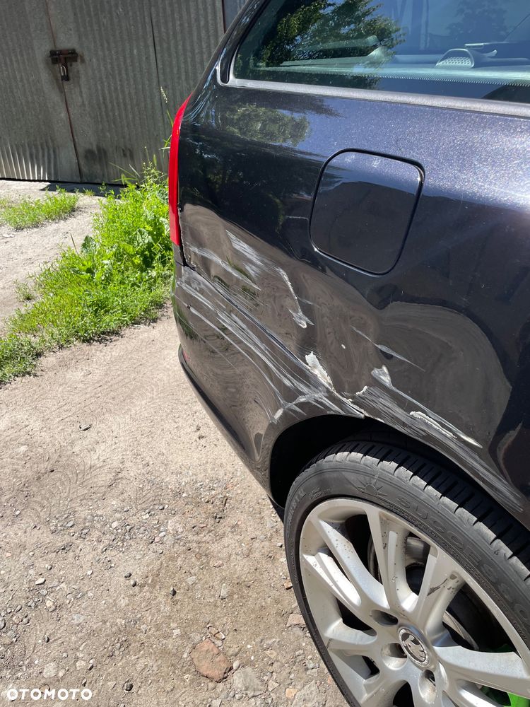 Skoda Octavia 2.0 TFSI RS - 13