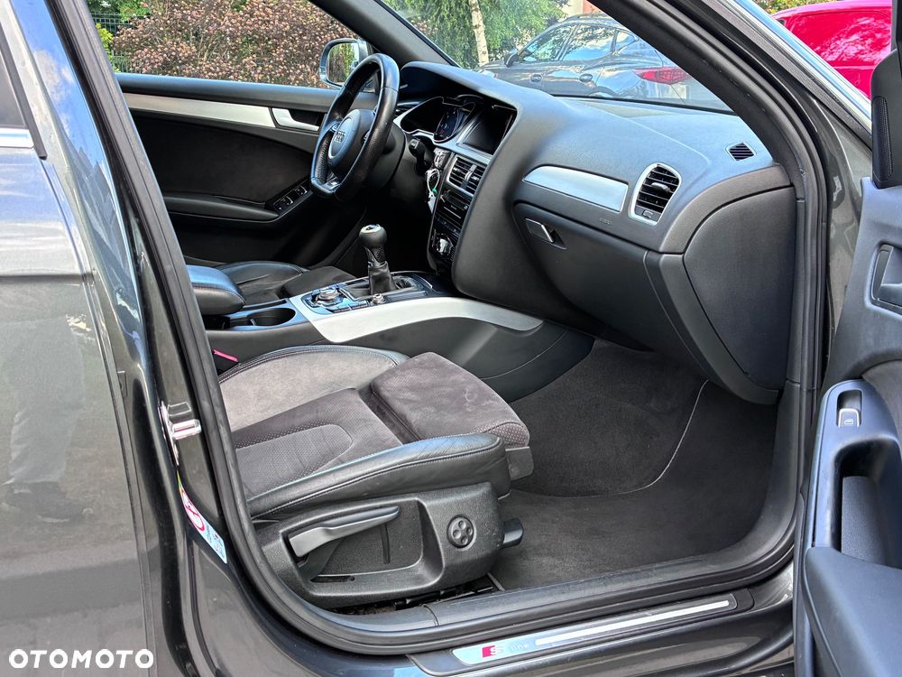 Audi A4 Avant 2.0 TDI DPF S line Sportpaket - 11