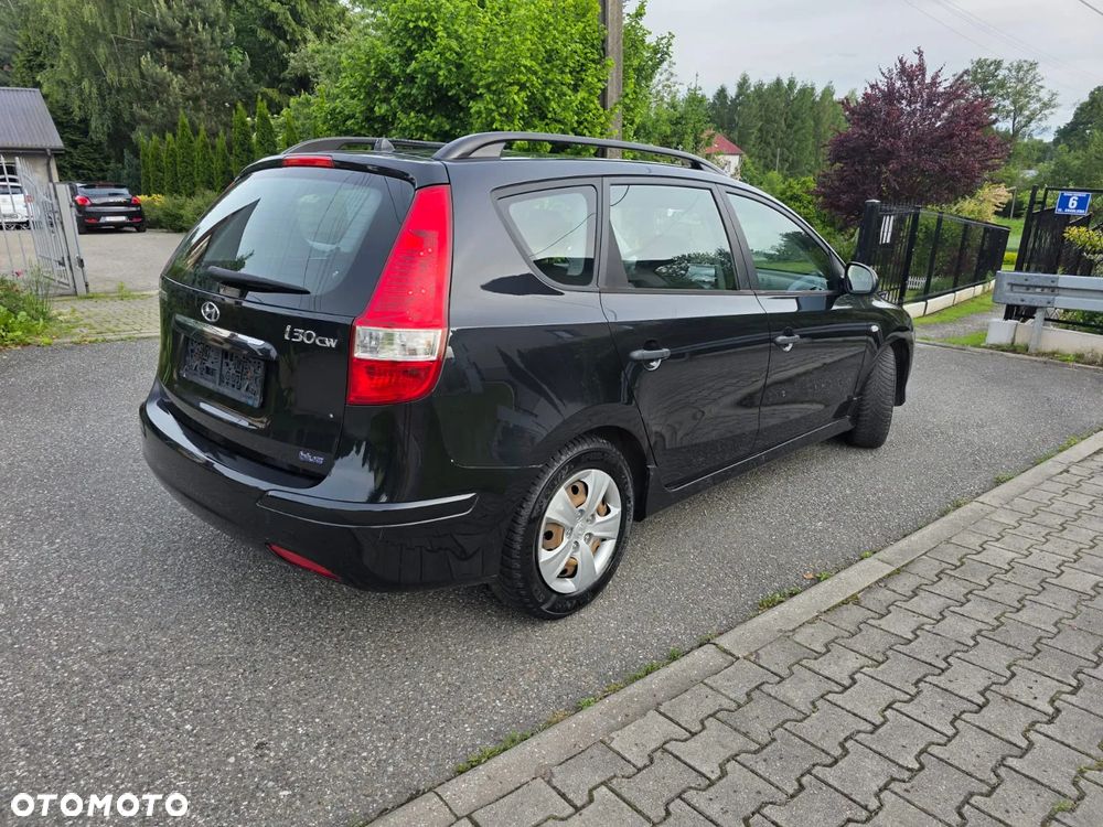 Hyundai i30 1.4 Base + World Cup - 30