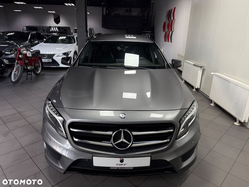 Mercedes-Benz GLA 250 4-Matic - 3