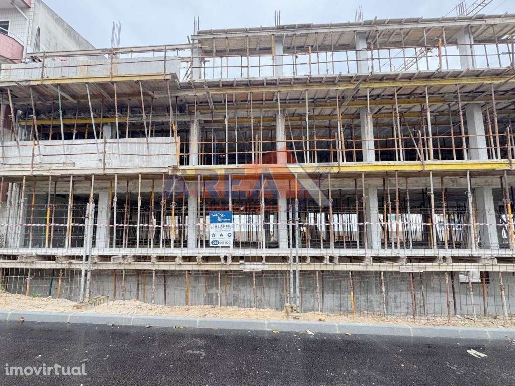 Fração A - T1+1 - garagem 23m2 - varanda 8,6m2 - Grande imagem: 5/5