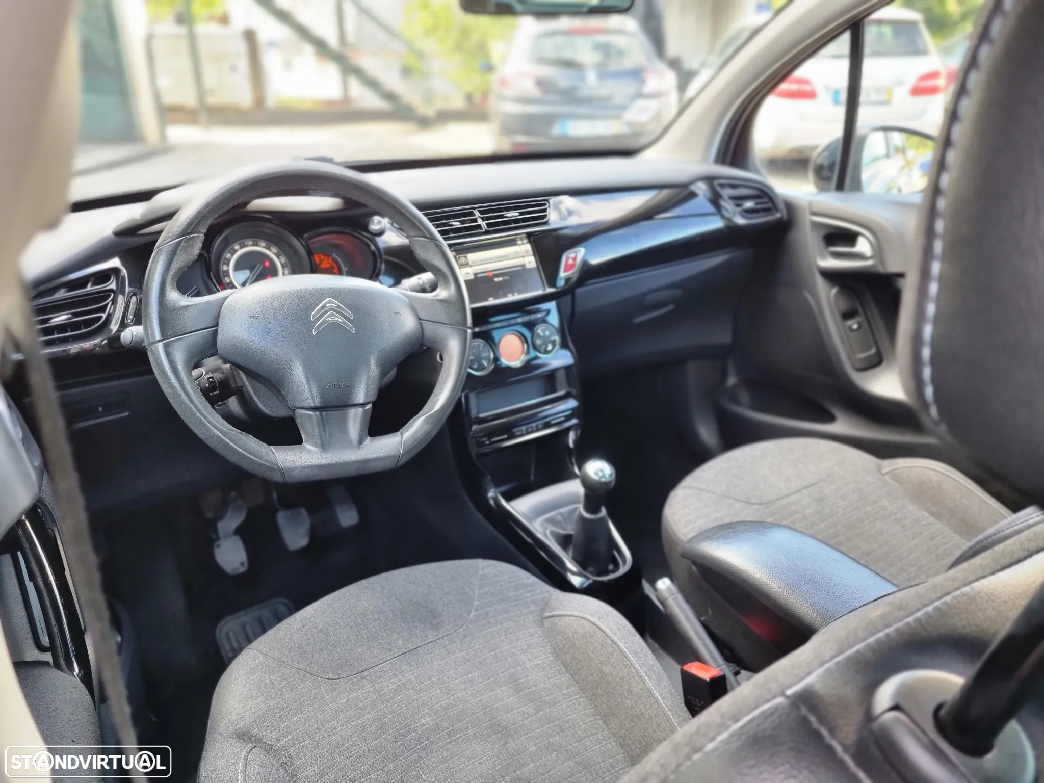 Citroën C3 1.2 PureTech Collection - 11