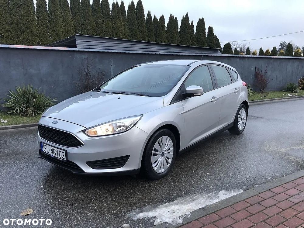 Ford Focus 1.6 Trend - 9