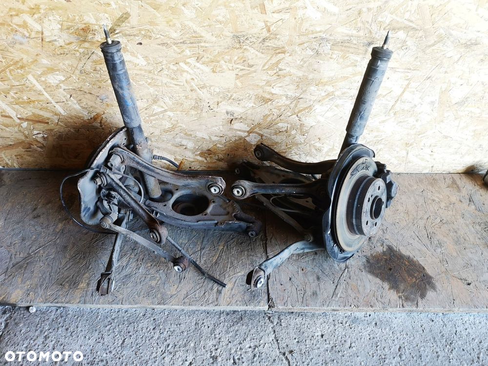 mercedes slk r171 1.8 k zawieszenie piasta wahacz amortyzator prawa strona - 2