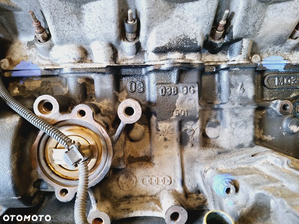 SILNIK AUDI A4 B6 1.9 TDI 130KM KOD SILNIKA: AWX GŁOWICA: 038103373C NR57 - 2