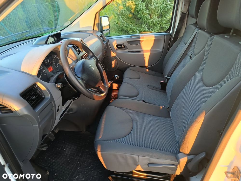 Peugeot Expert - 16