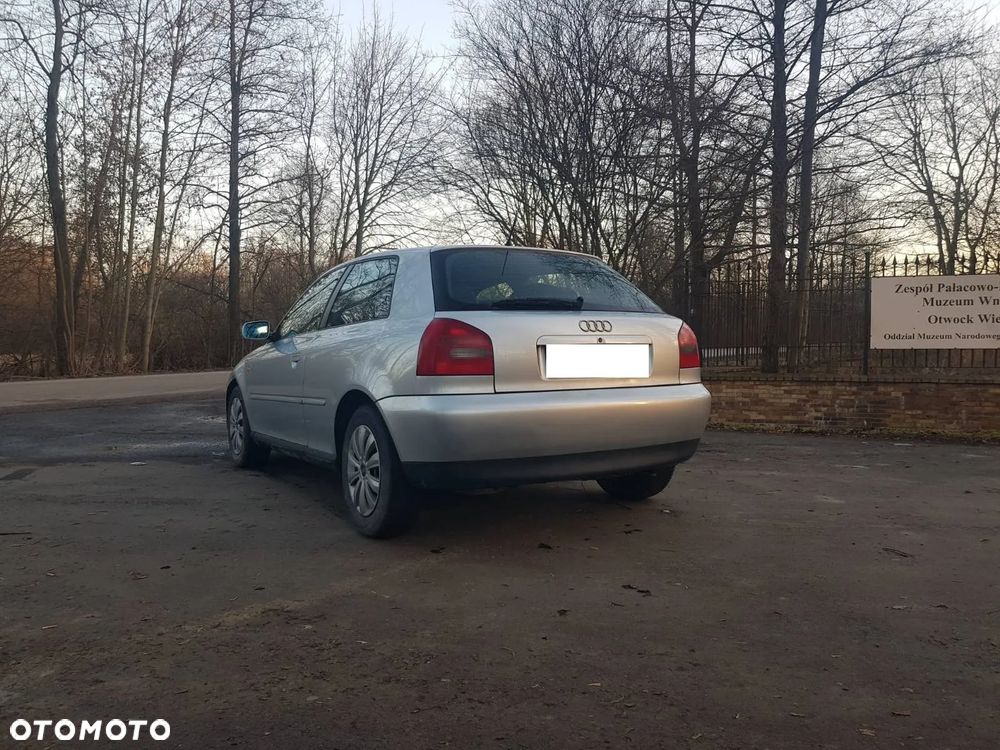 Audi A3 3-drzwiowe 1.8 Ambiente - 7