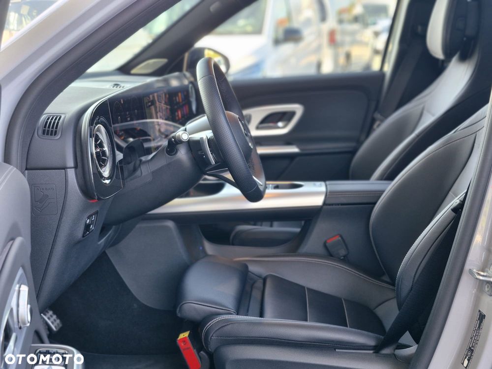 Mercedes-Benz GLB 220 mHEV 4-Matic 8G-eDCT - 15