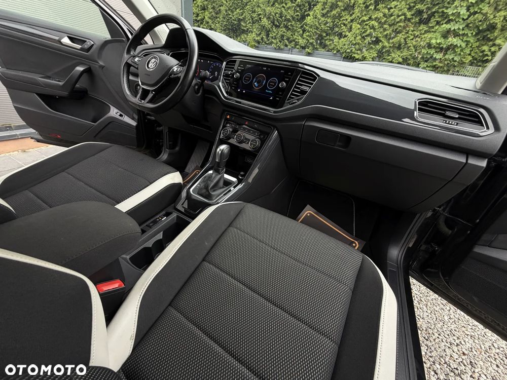Volkswagen T-Roc 1.5 TSI GPF ACT Premium DSG - 15