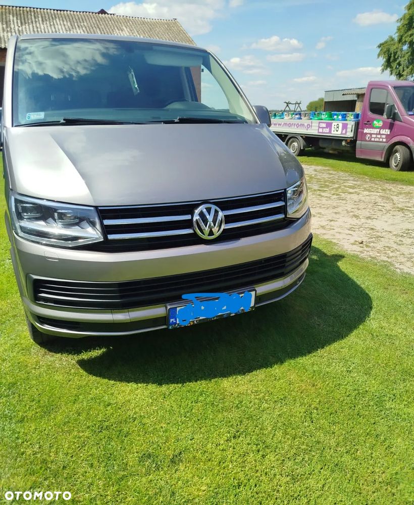 Volkswagen Caravelle - 11