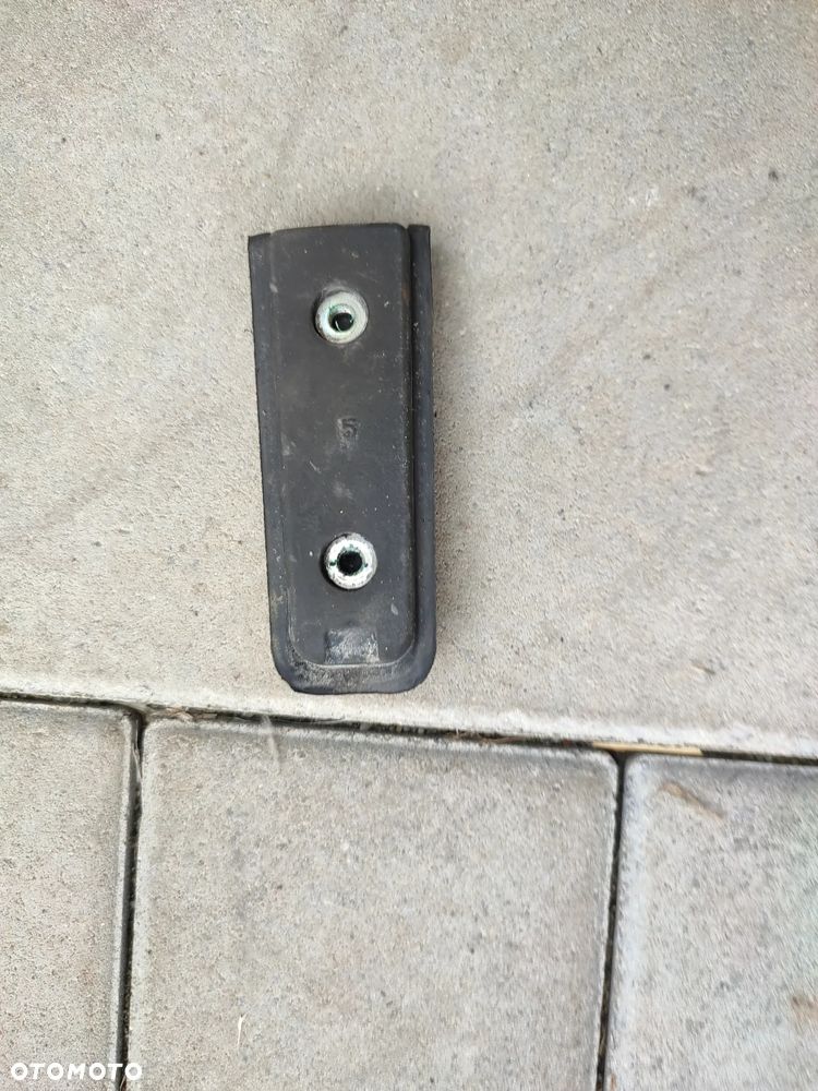 Guma podnóżka kierowcy Yamaha MT07 - 2