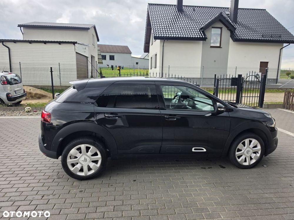 Citroën C4 Cactus 1.2 PureTech Shine S&S - 2