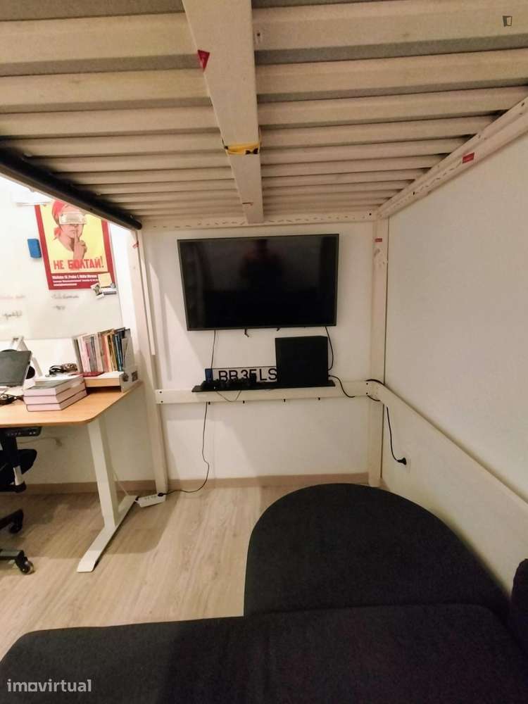 Quarto - localizado em Sete Rios Lisbon - Grande imagem: 3/10