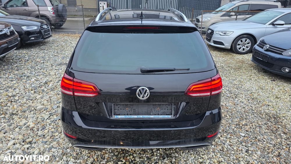 Volkswagen Golf 2.0 TDI BlueMotion Technology Cup - 9