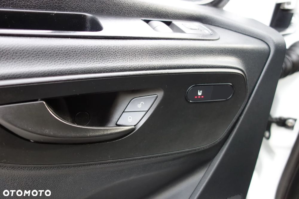 Mercedes-Benz Sprinter 3.0 Bluetec Automat 319  Kontener + Winda 750 kg. - 20