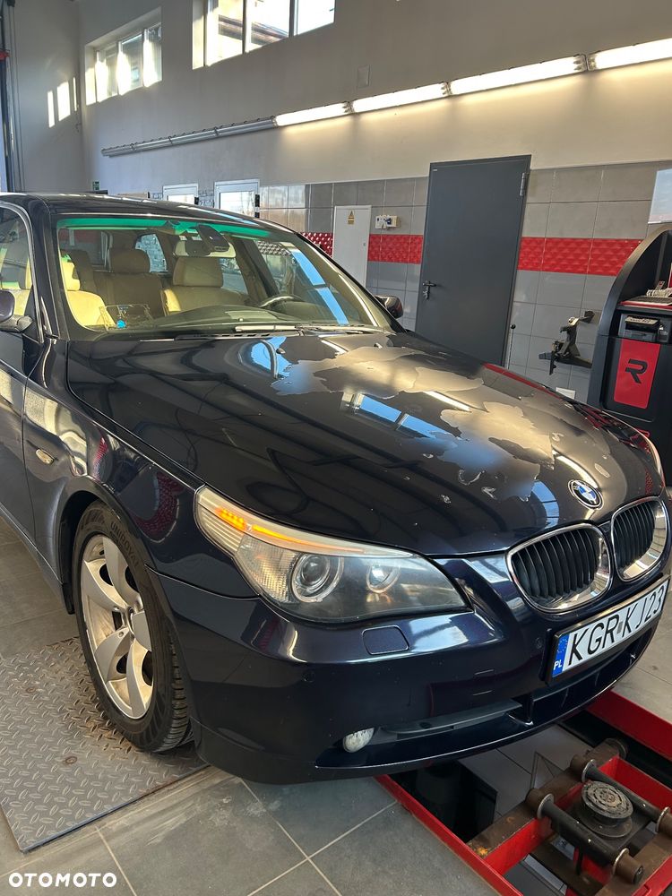 BMW Seria 5 - 12