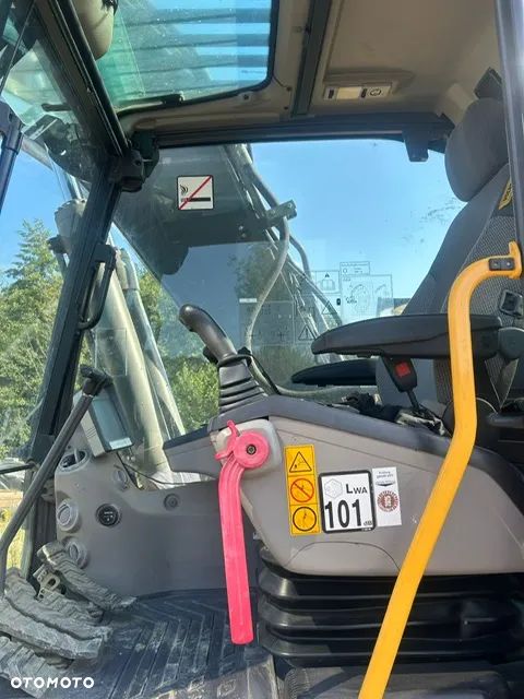 Volvo EC 180 DL - 5
