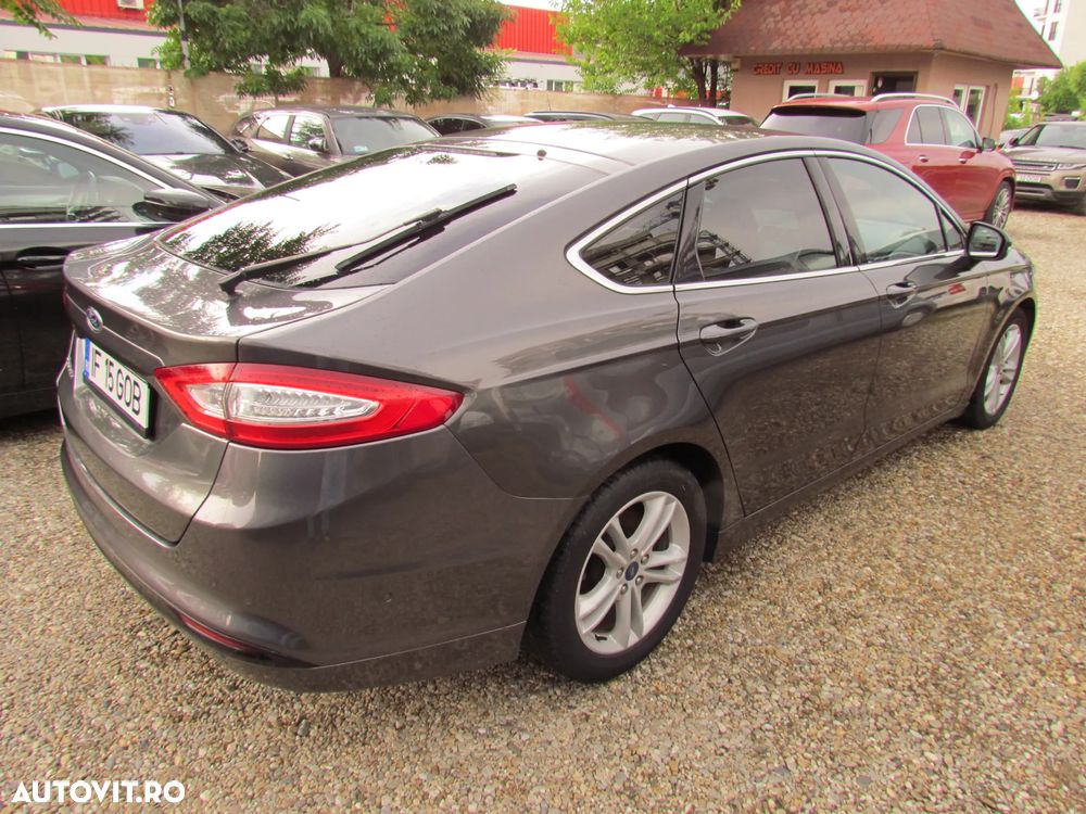 Ford Mondeo 2.0 TDCI PowerShift Titanium - 4