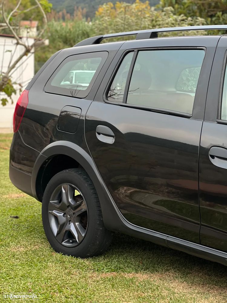Dacia Logan 0.9 TCe Confort - 24