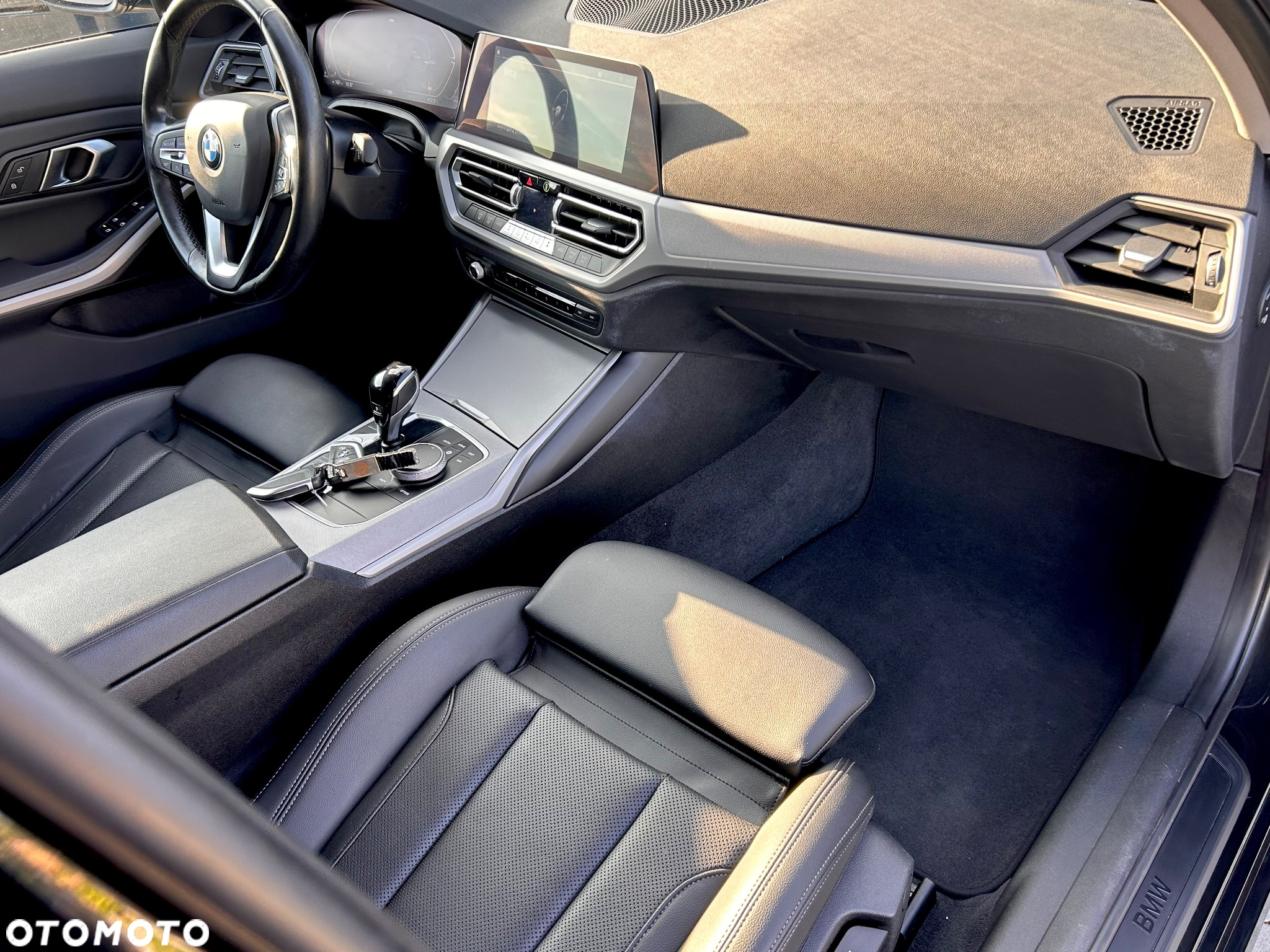 BMW Seria 3 318d Sport Line - 16