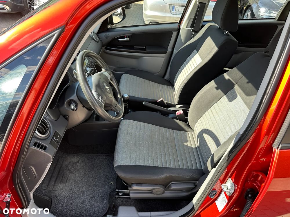 Suzuki SX4 - 18