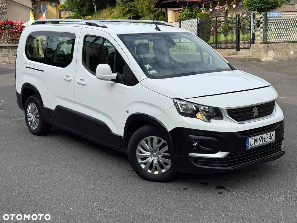 Peugeot Rifter Long 1.2 PureTech Allure S&S (7-os.) - 22