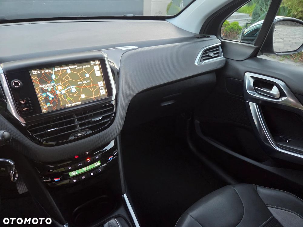 Peugeot 2008 1.6 VTi Allure - 23