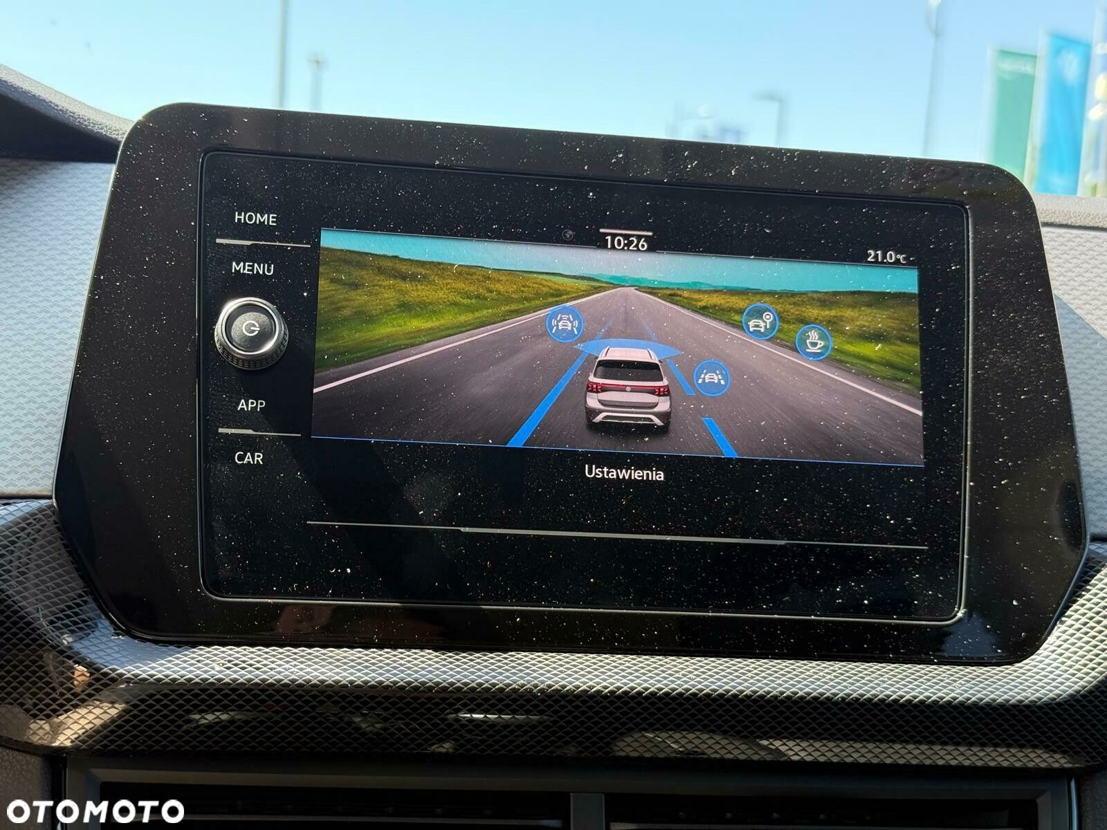 Volkswagen T-Cross - 17
