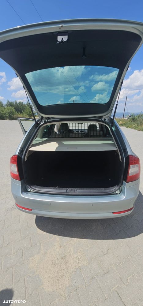 Skoda Octavia 1.6 TDI ELEGANCE DSG - 14