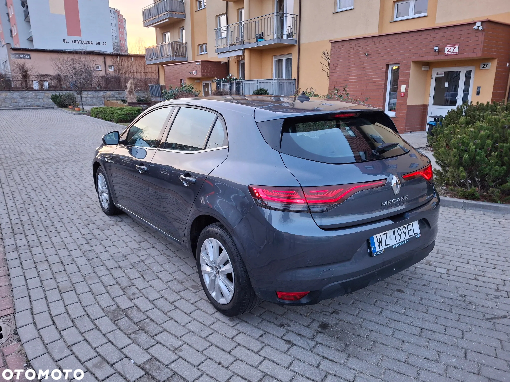 Renault Megane 1.3 TCe FAP Business - 13