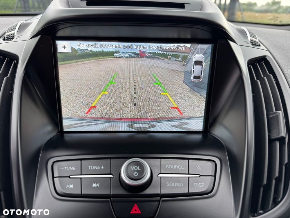 Ford Kuga 1.5 EcoBoost 2x4 ST-Line - 39