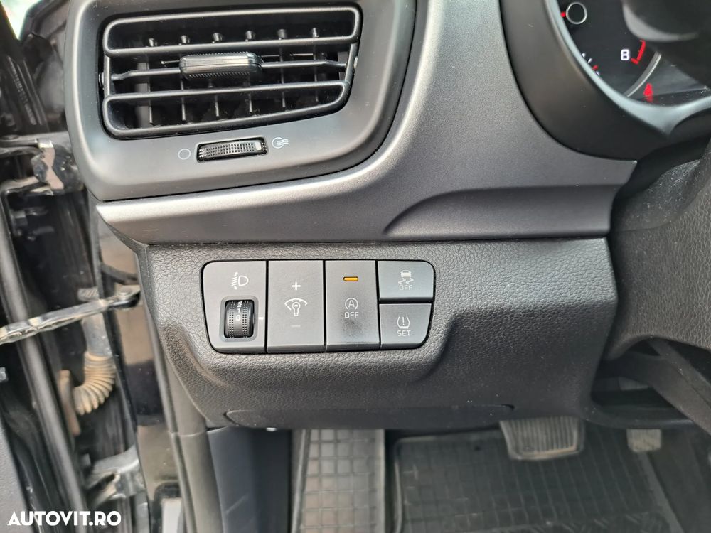 Kia Stonic - 14