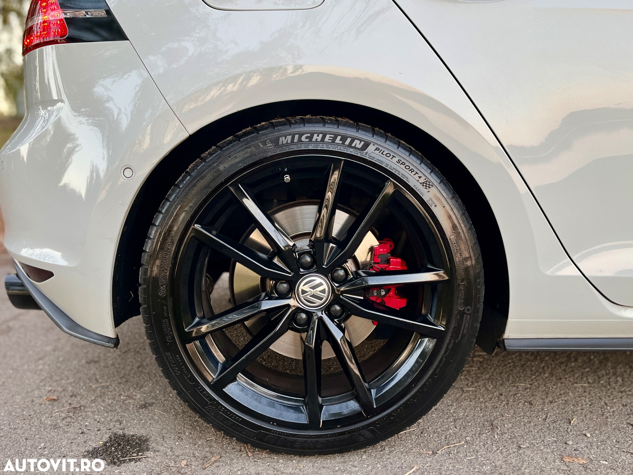 Volkswagen Golf 2.0 TSI BMT DSG GTI Performance - 11
