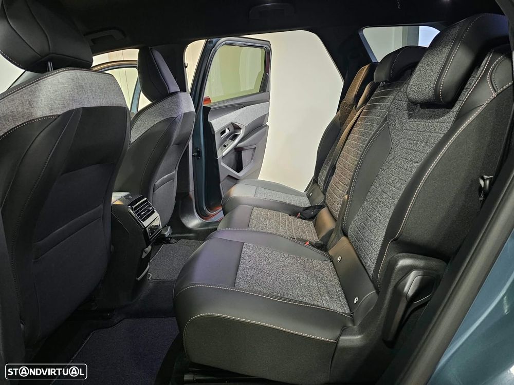 Peugeot E-5008 73 kWh Allure - 14