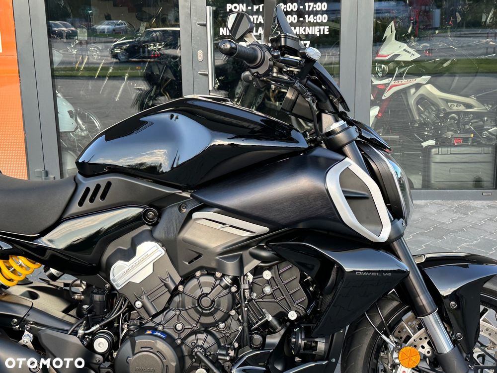 Ducati Diavel - 12