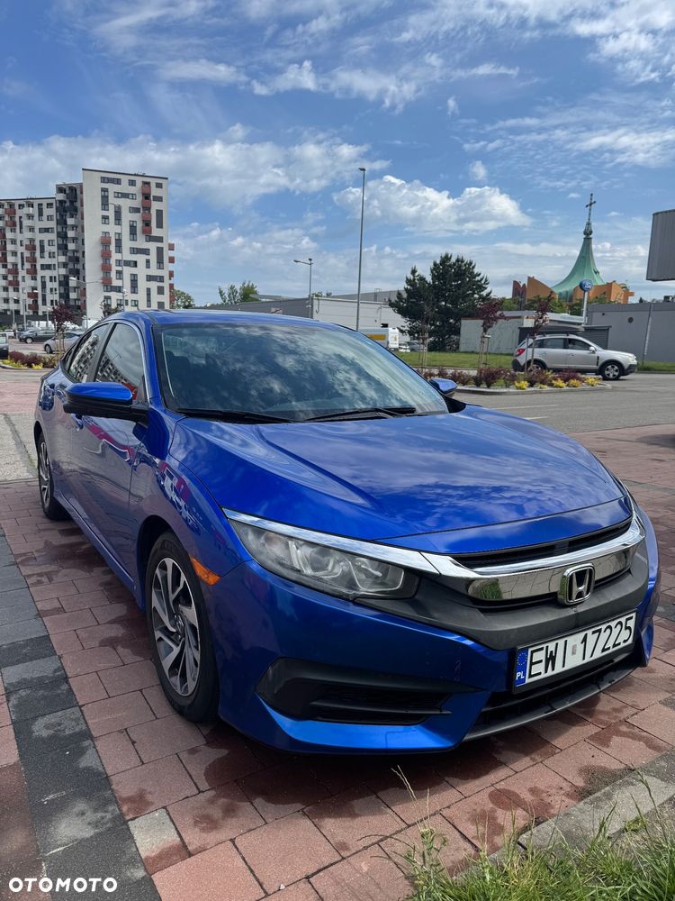 Honda Civic 2.0 i-VTEC LX CVT - 3