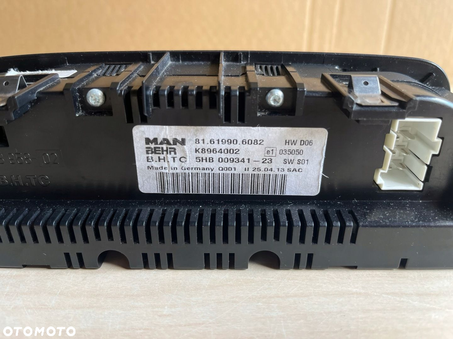 PANEL KLIMATYZACJI MAN TGX 81.61990.6122 - 3
