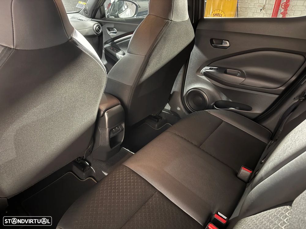 Nissan Juke 1.0 DIG-T N-Connecta NAV. DCT - 16