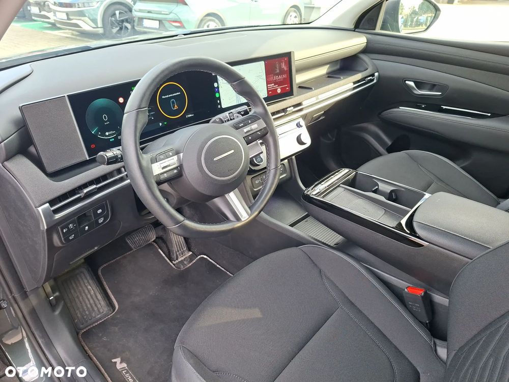 Hyundai Tucson 1.6 T-GDi HEV Executive 2WD - 9