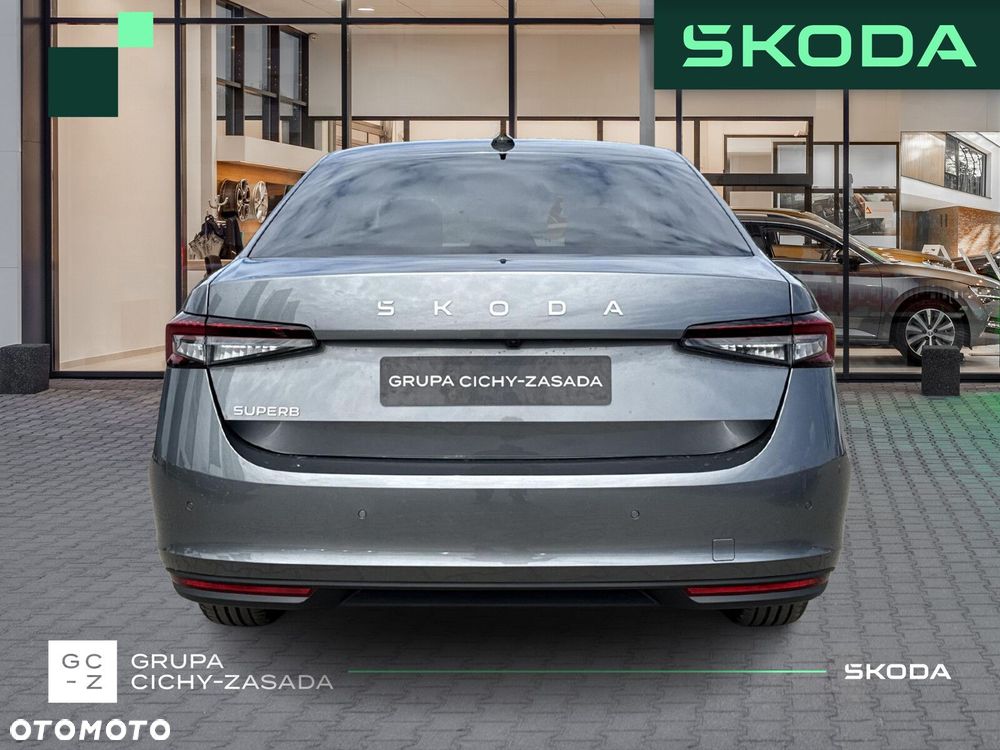 Skoda Superb 2.0 TSI Selection DSG - 4