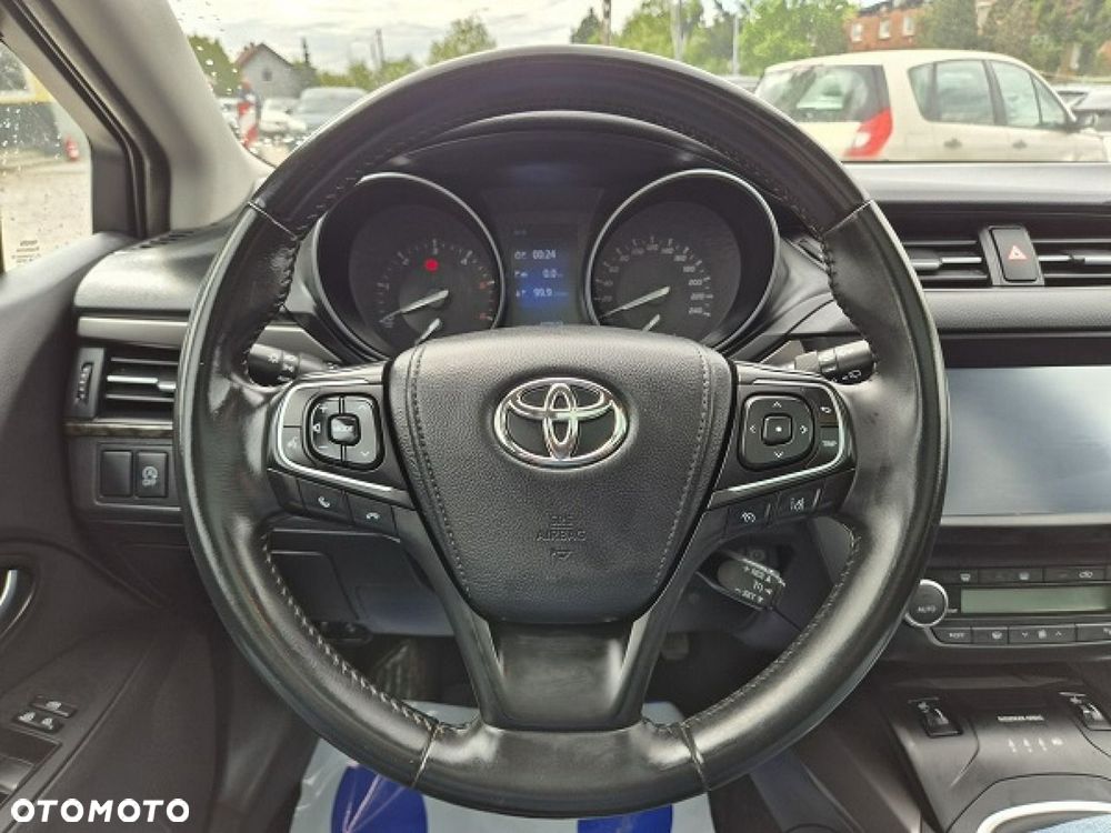 Toyota Avensis - 24
