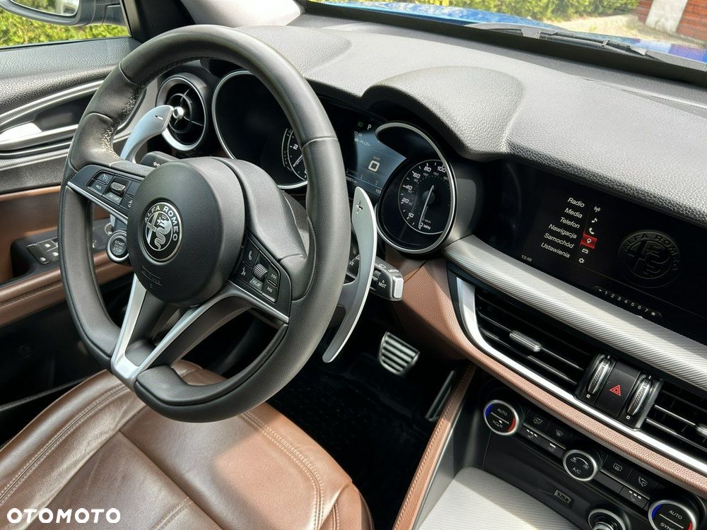 Alfa Romeo Stelvio 2.0 Turbo Executive Q4 - 22