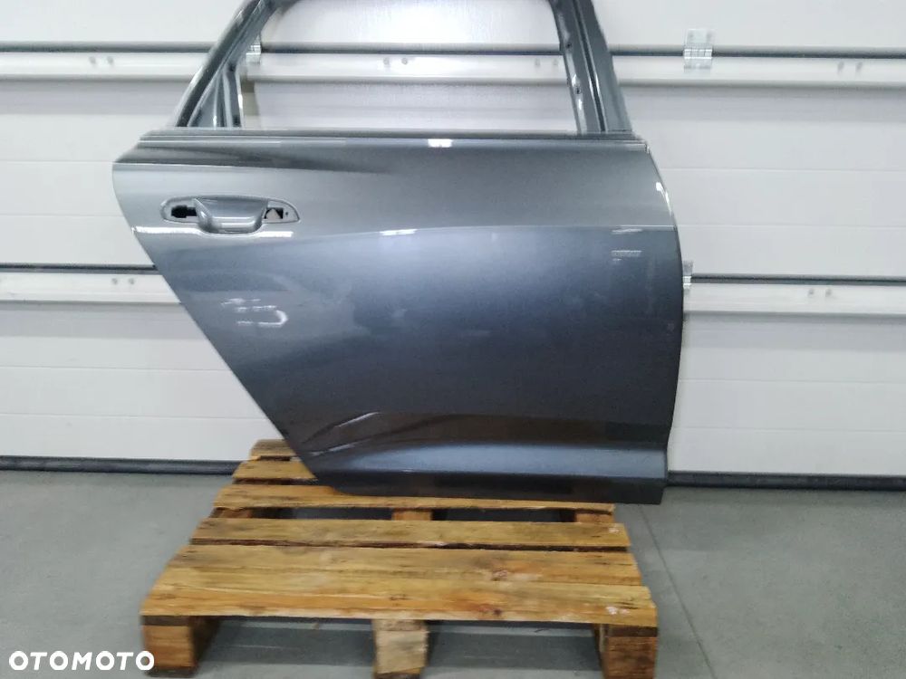 DRZWI PRAWE TYLNE TYŁ AUDI A6 C8  4K combi - 2