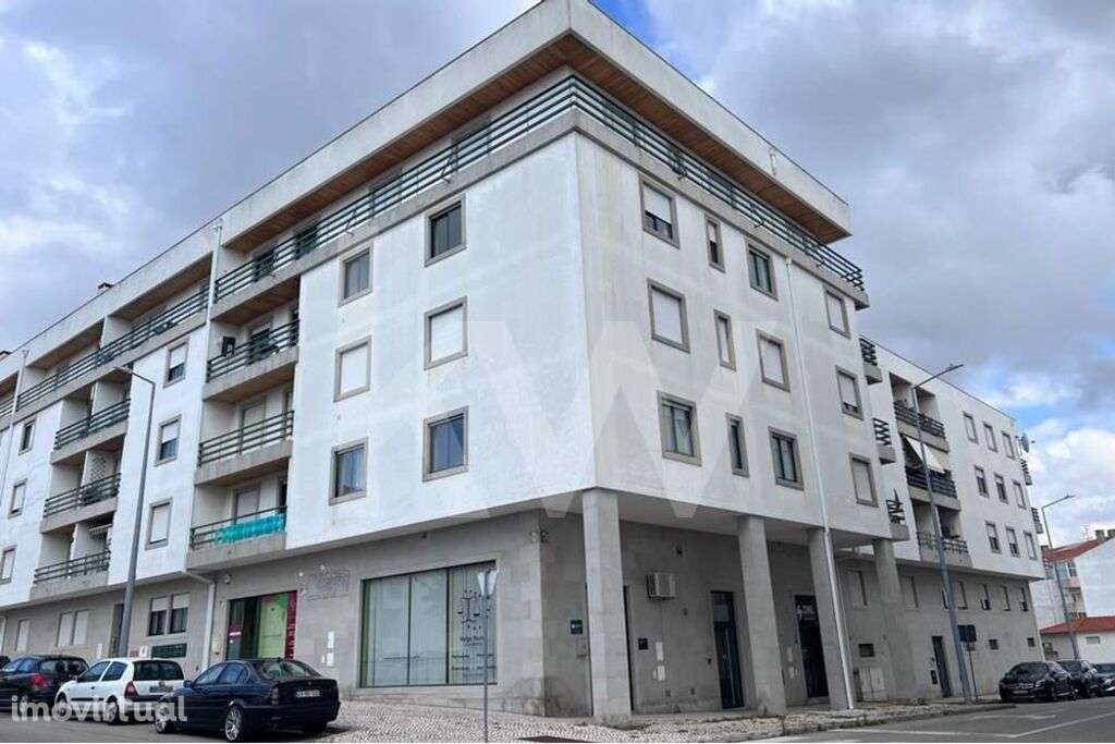 Duplex T5 com 361m2 Junto á Sé Catedral de Castelo Branco - Grande imagem: 3/40