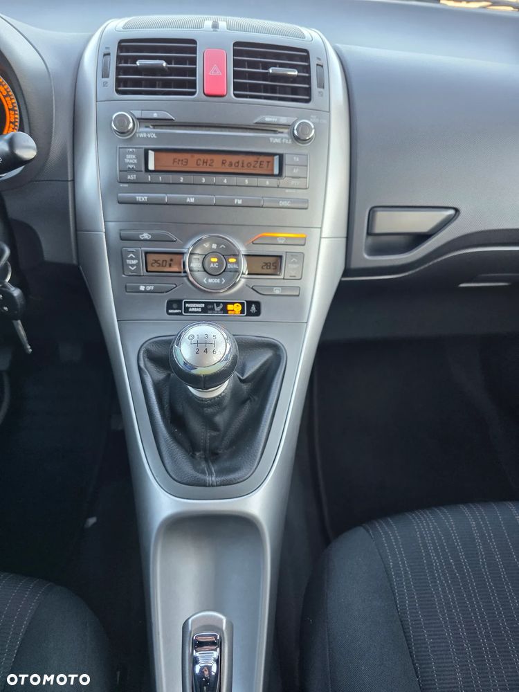 Toyota Auris 1.6 Life - 27
