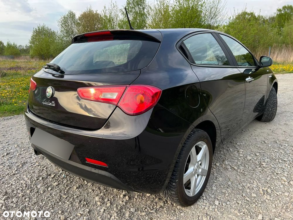 Alfa Romeo Giulietta 1.6 JTDM Veloce - 24